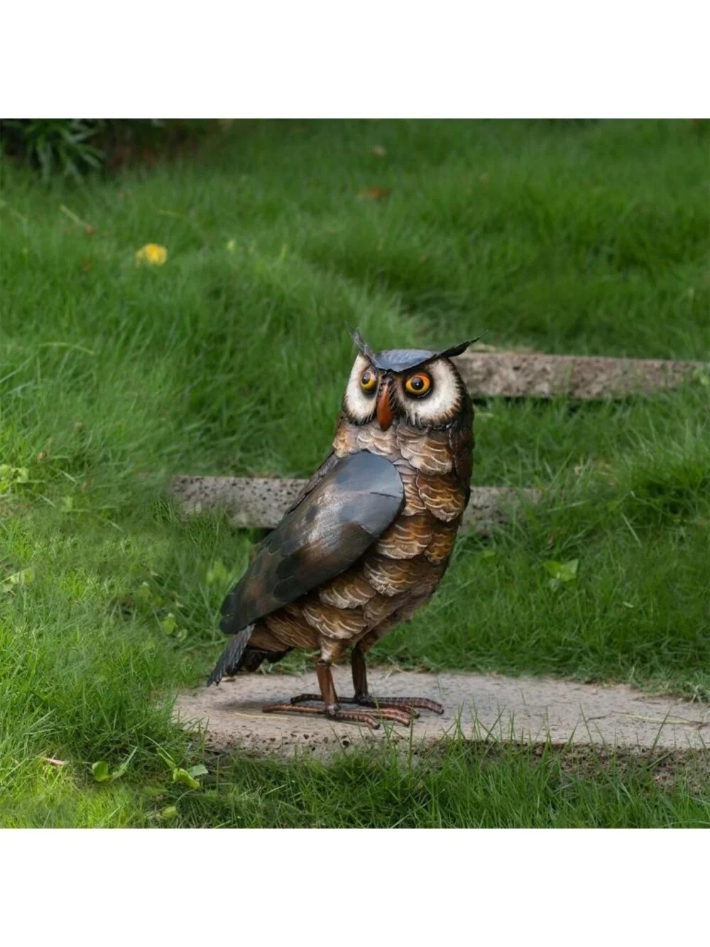 Metal Garden Owl Sculpture - Standing Bird Yard Art for Outdoor Decor, Patio